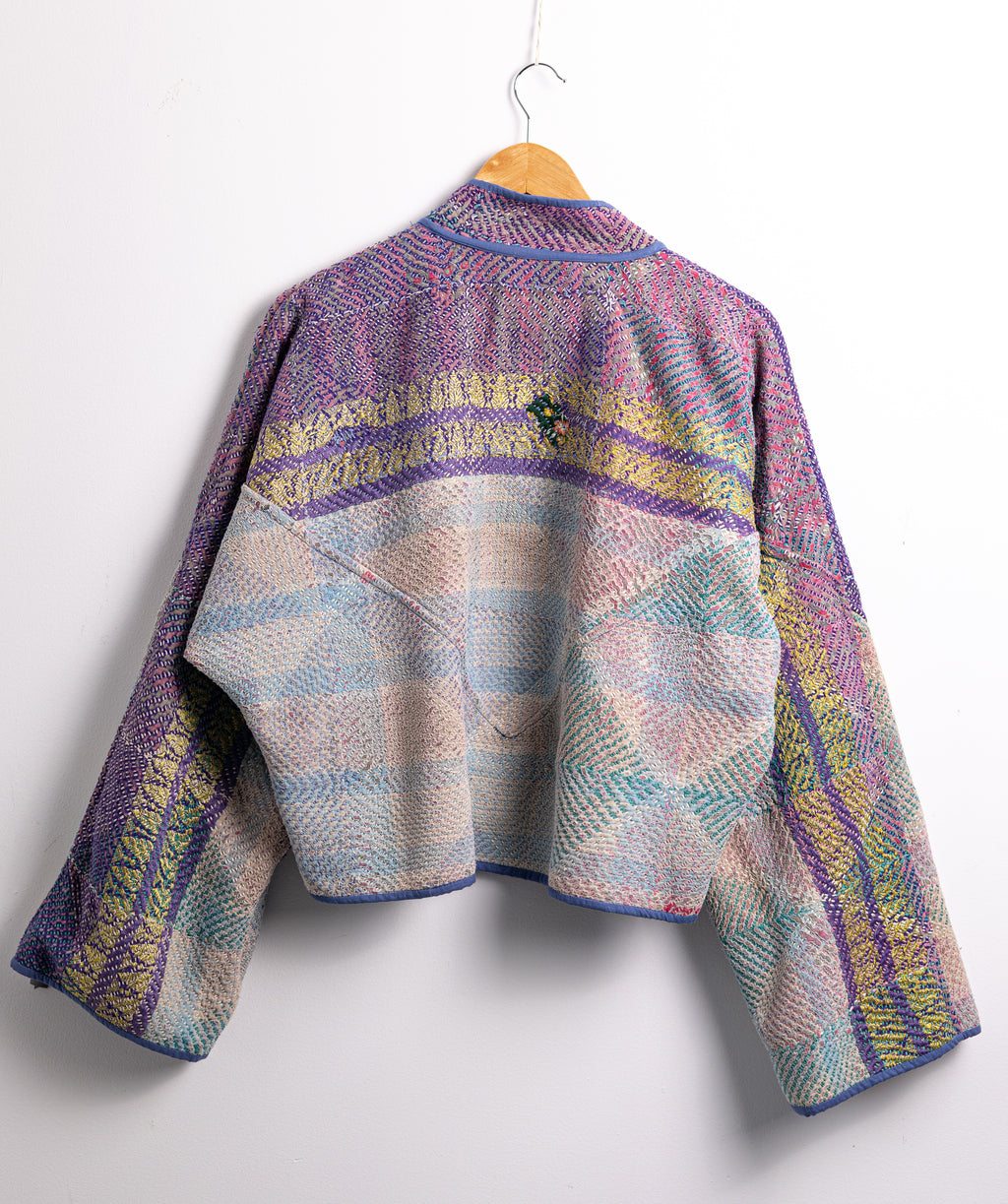 Diya Cropped Jacket AJ23