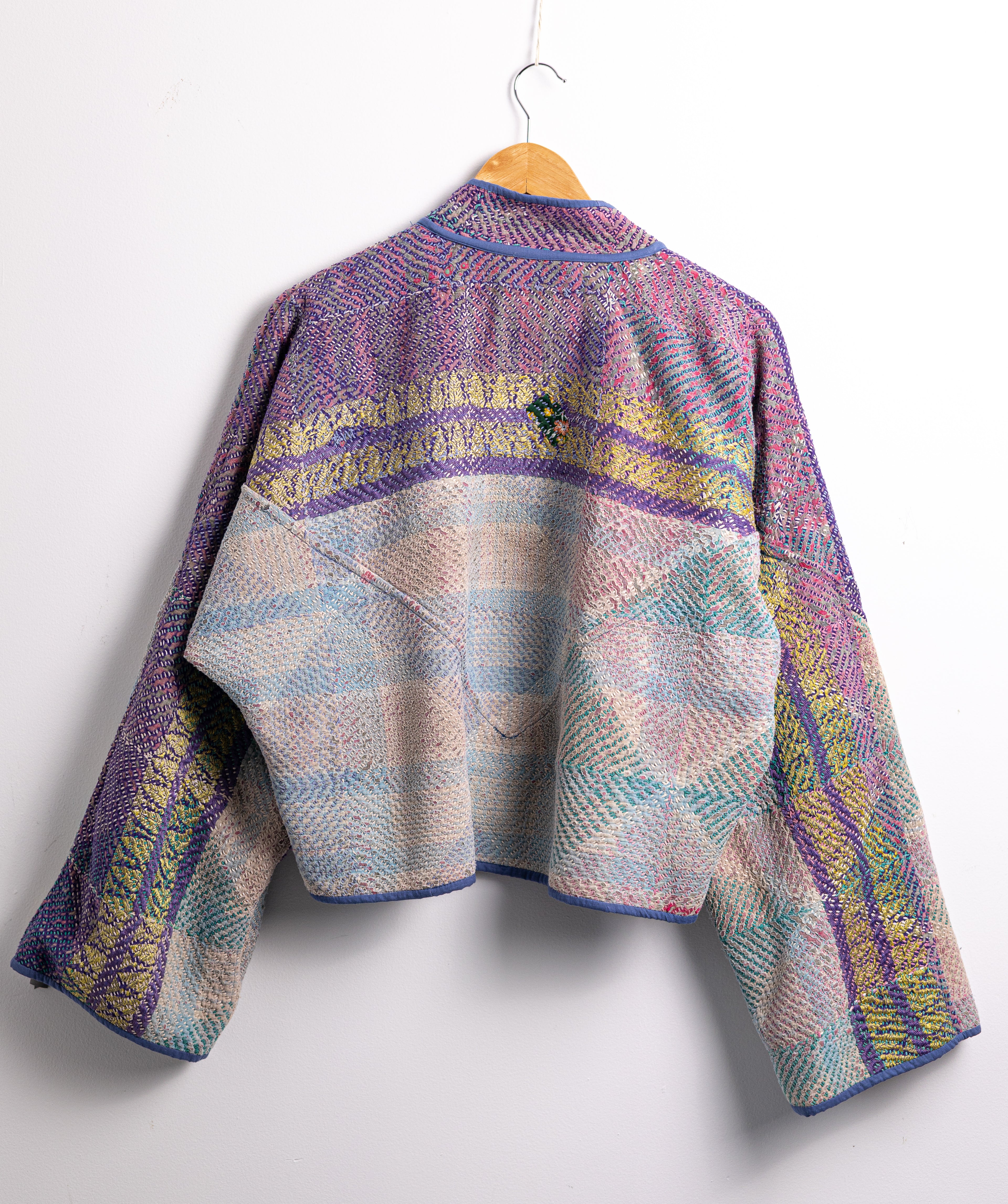 Diya Cropped Jacket AJ23