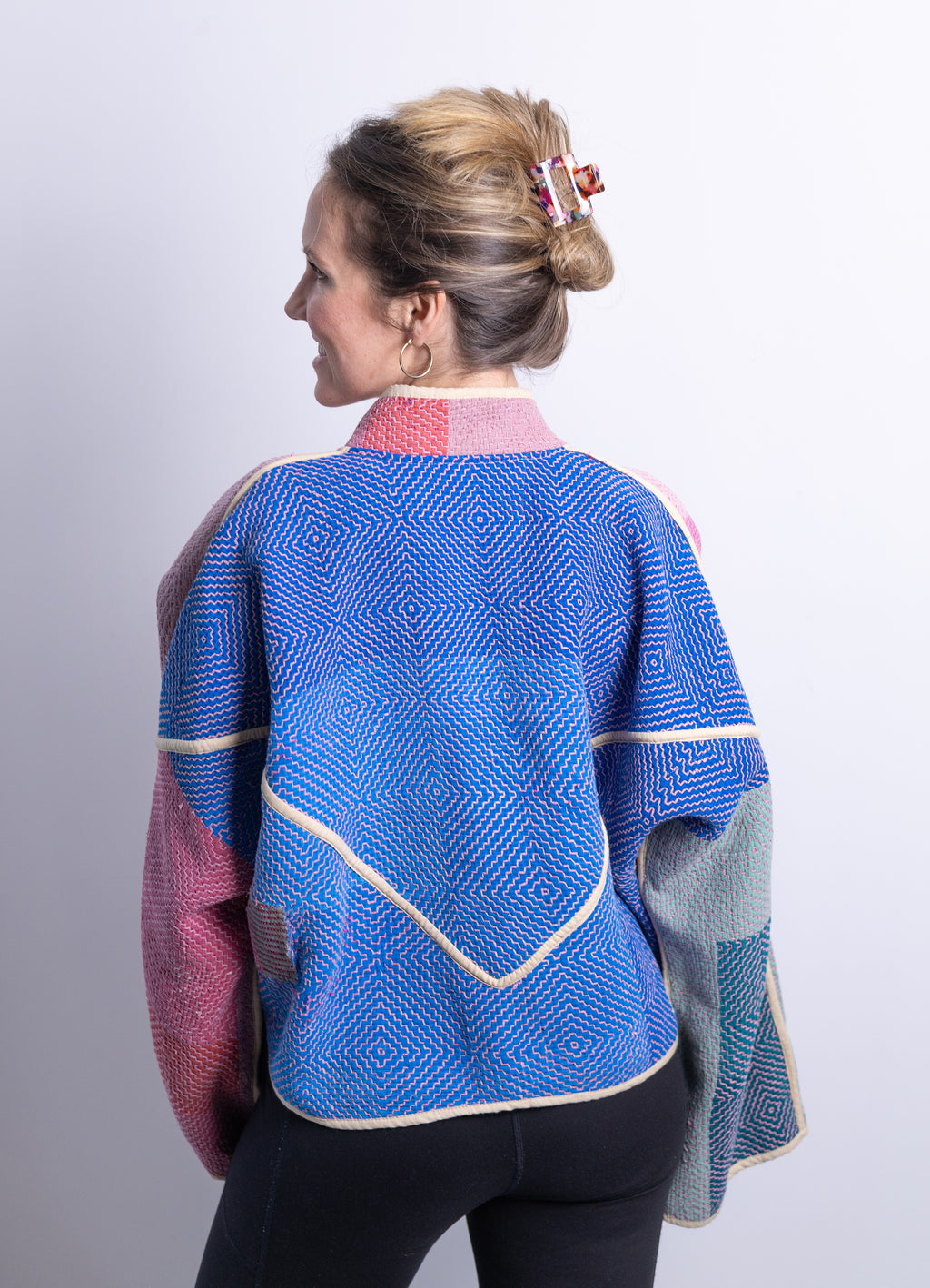 Diya Cropped Jacket AJ21