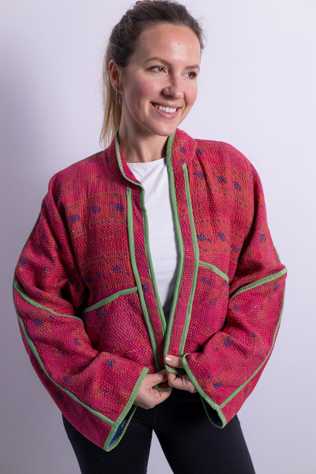 Diya Cropped Jacket - Light AJ22