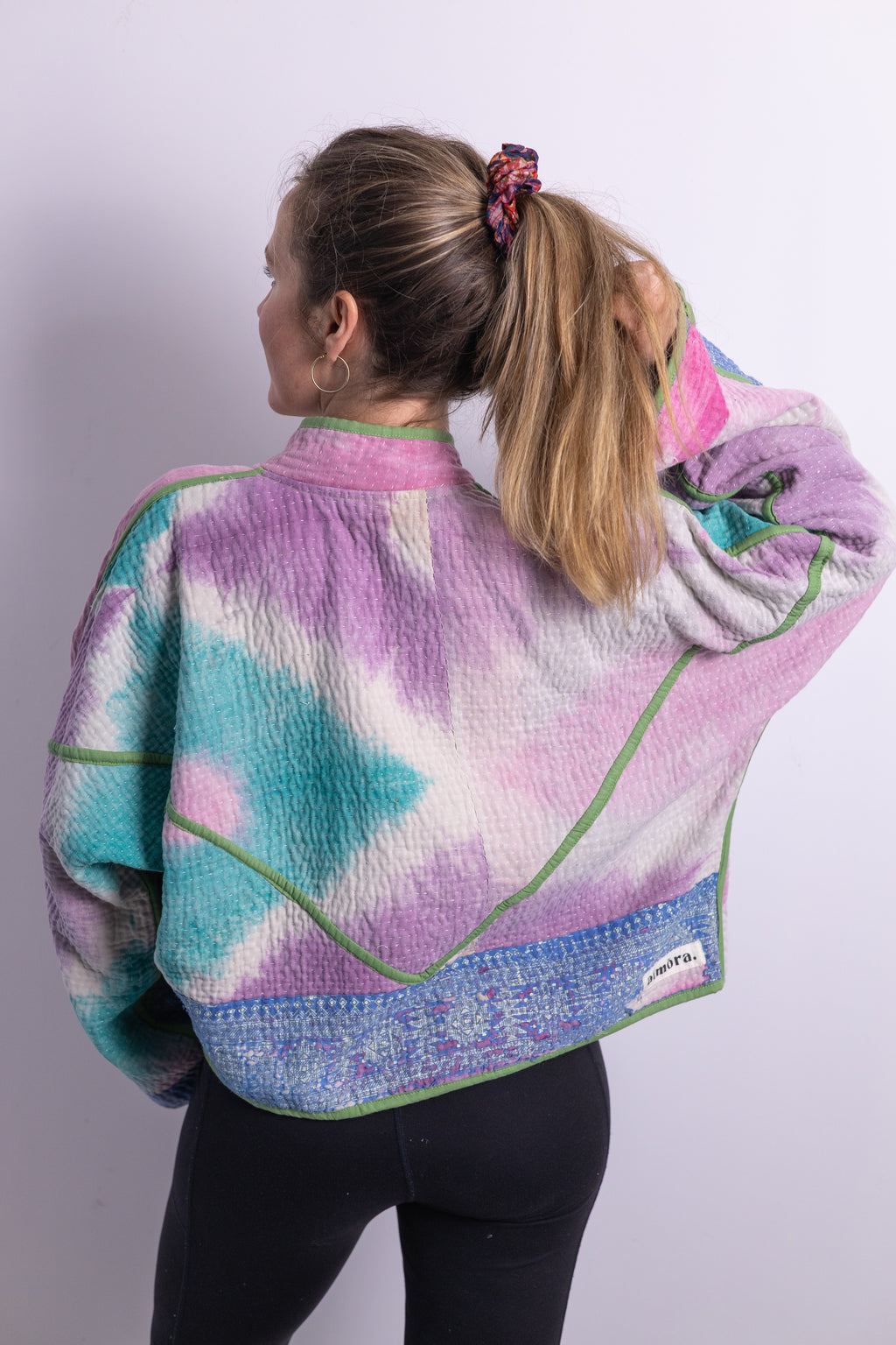 Diya Cropped Jacket - Light AJ25