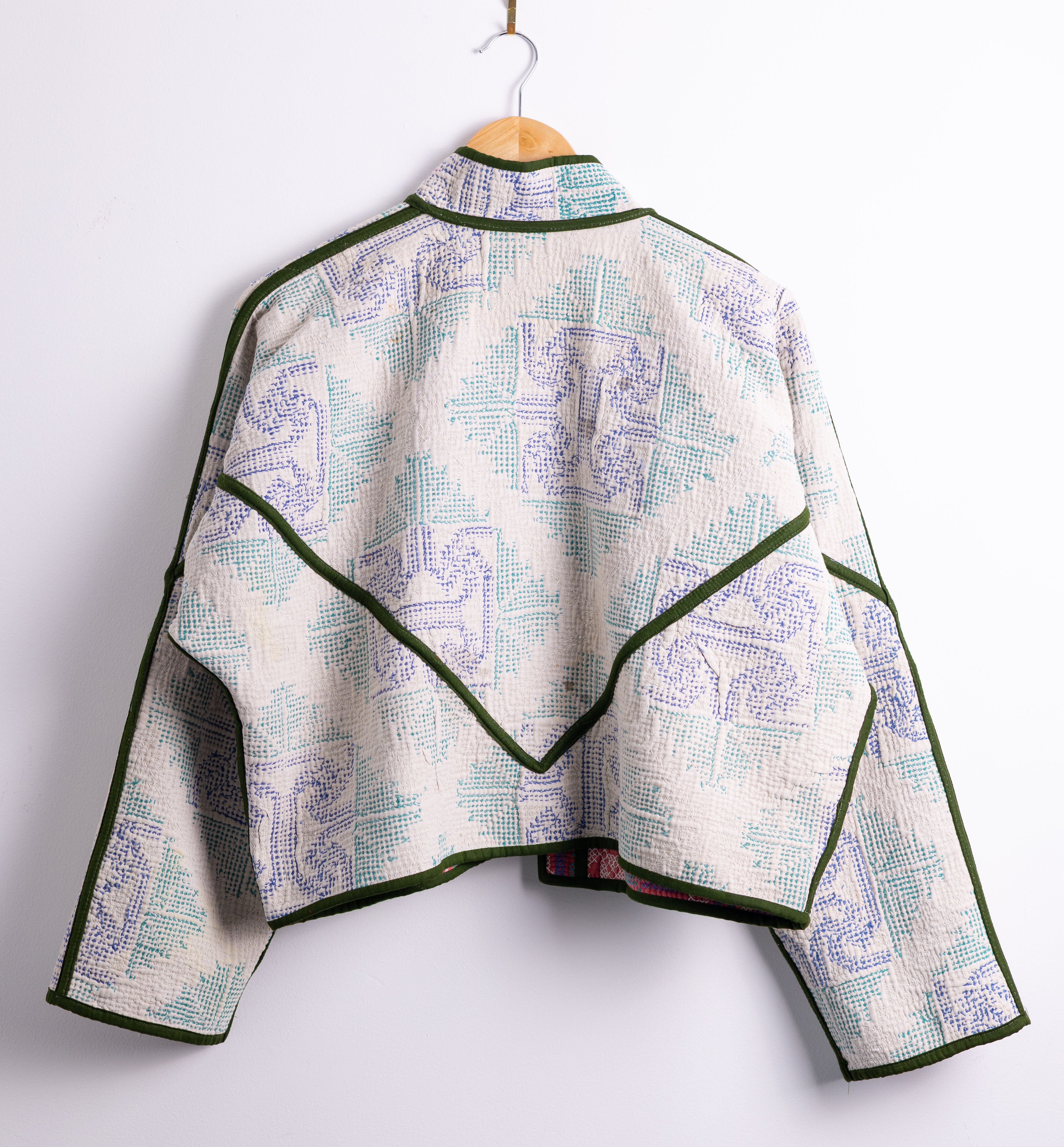 Mira Cropped Jacket AJ29