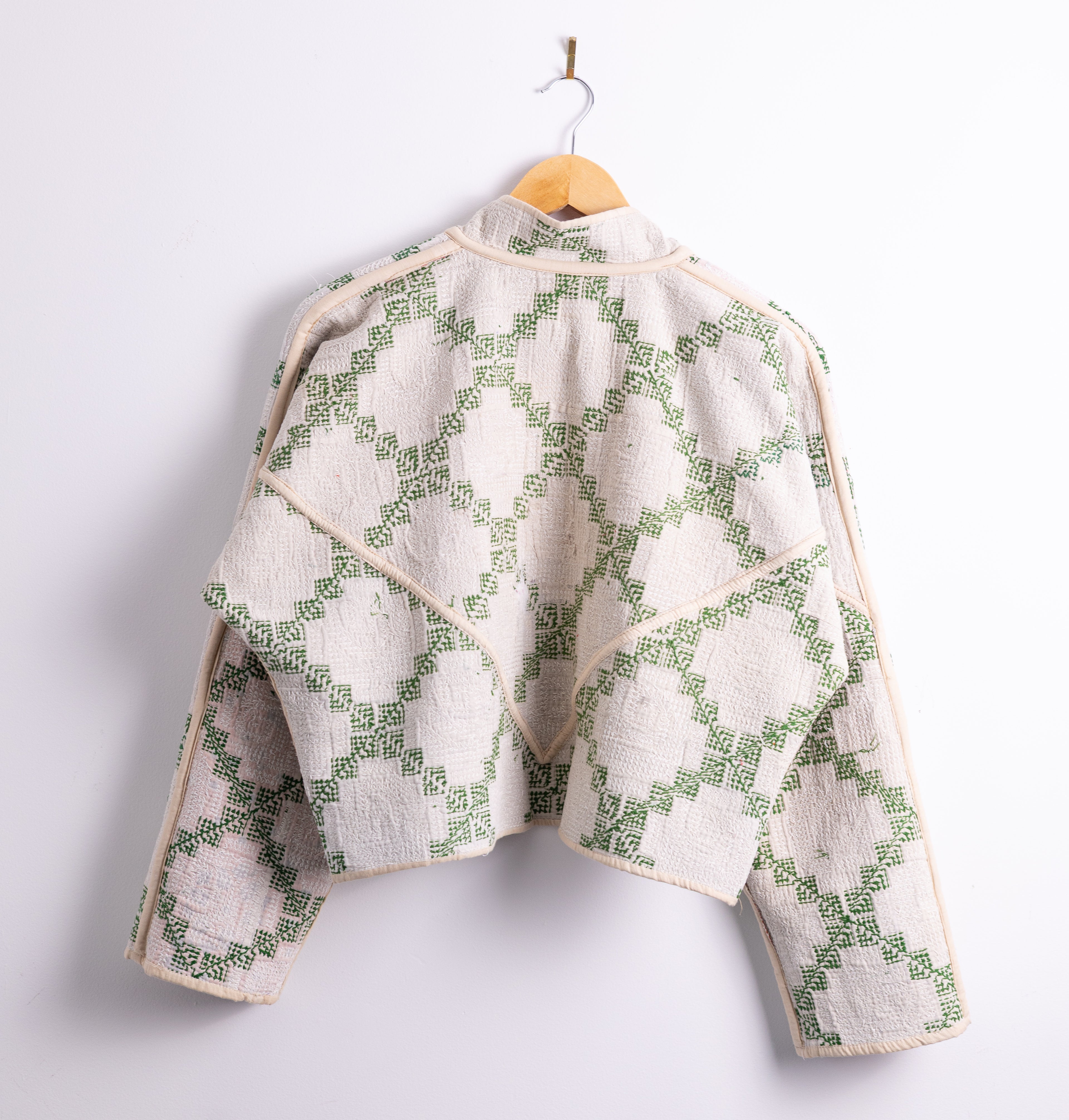 Mira Cropped Jacket AJ30