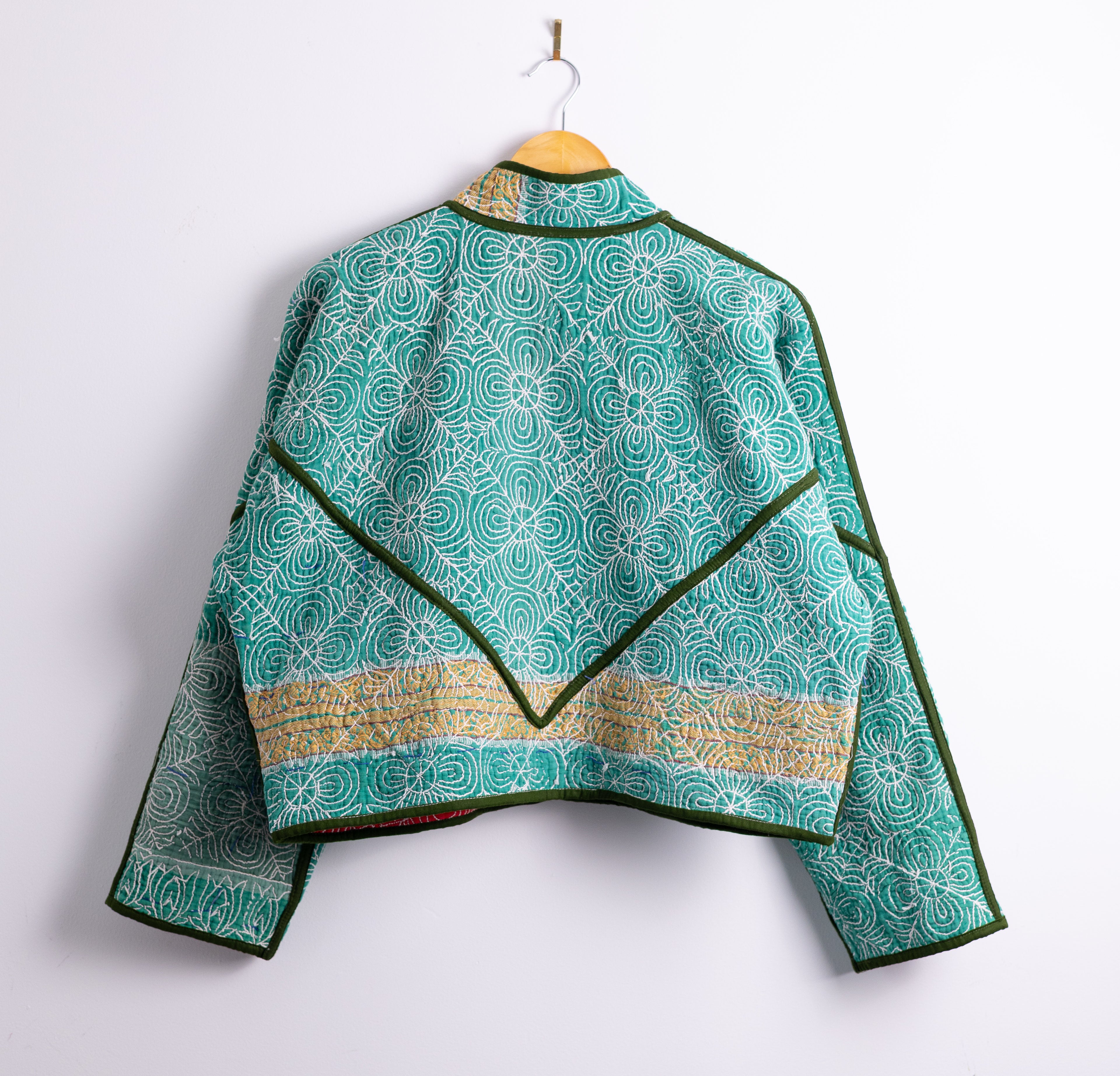 Mira Cropped Jacket AJ31