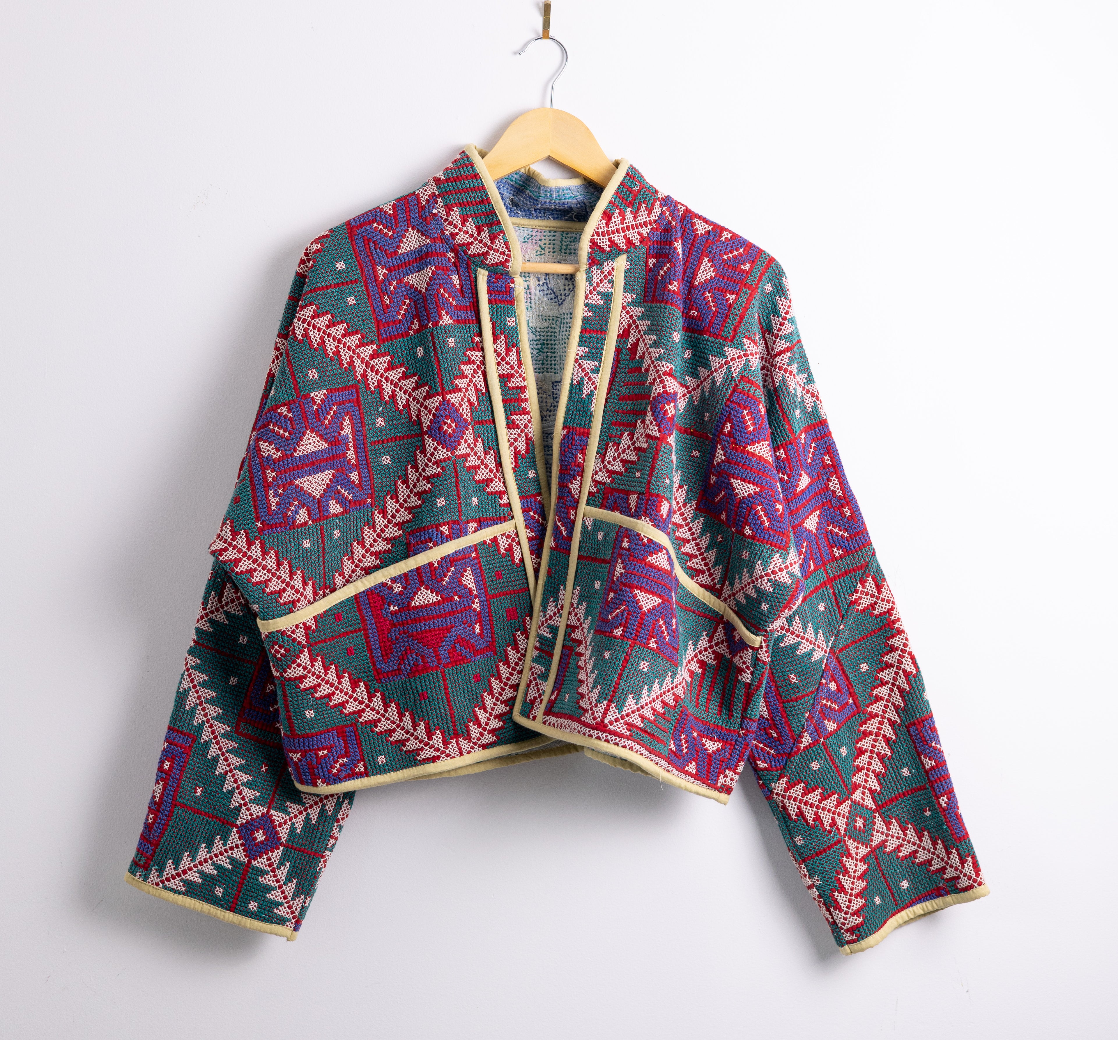 Mira Cropped Jacket AJ34