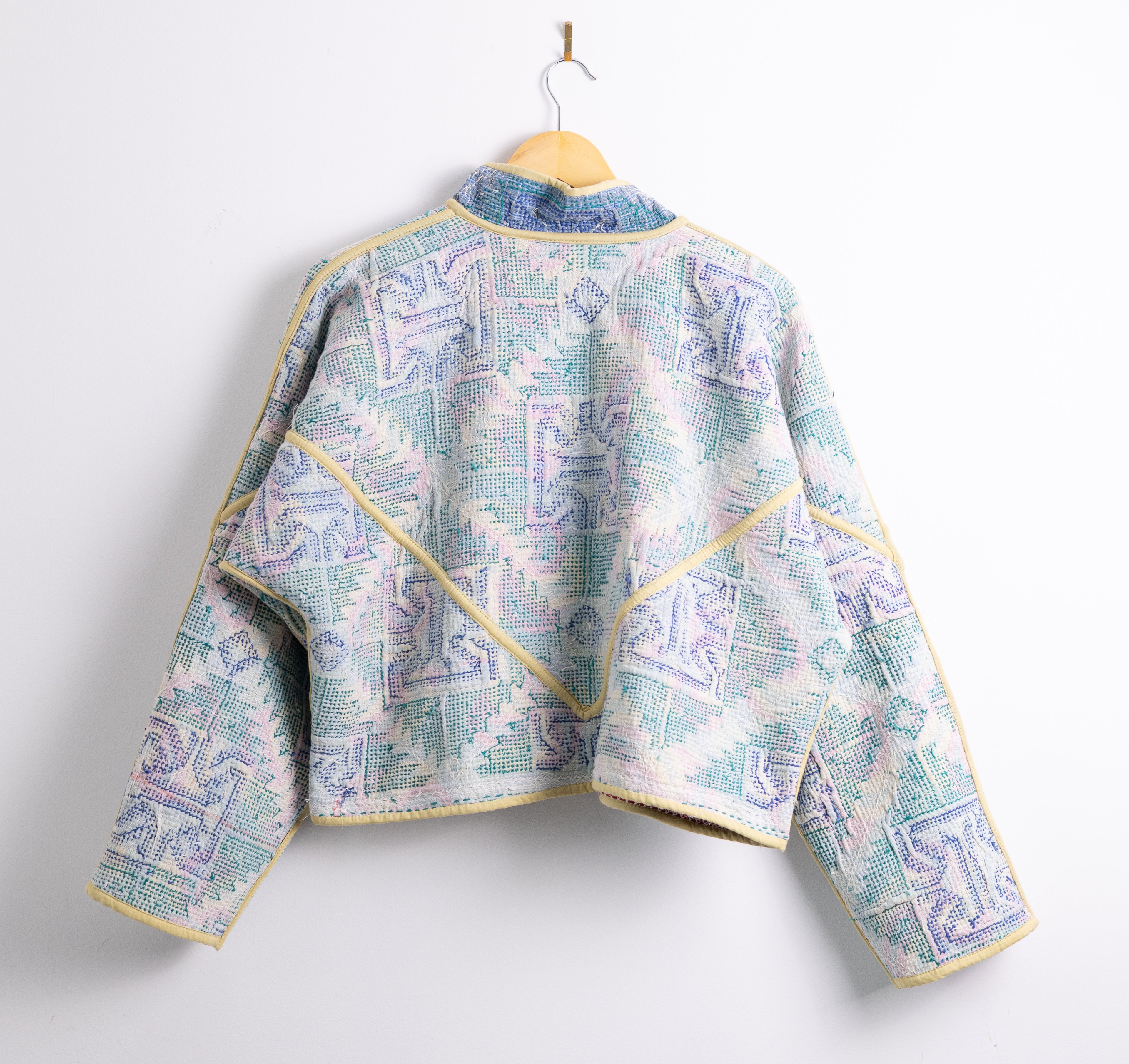 Mira Cropped Jacket AJ34