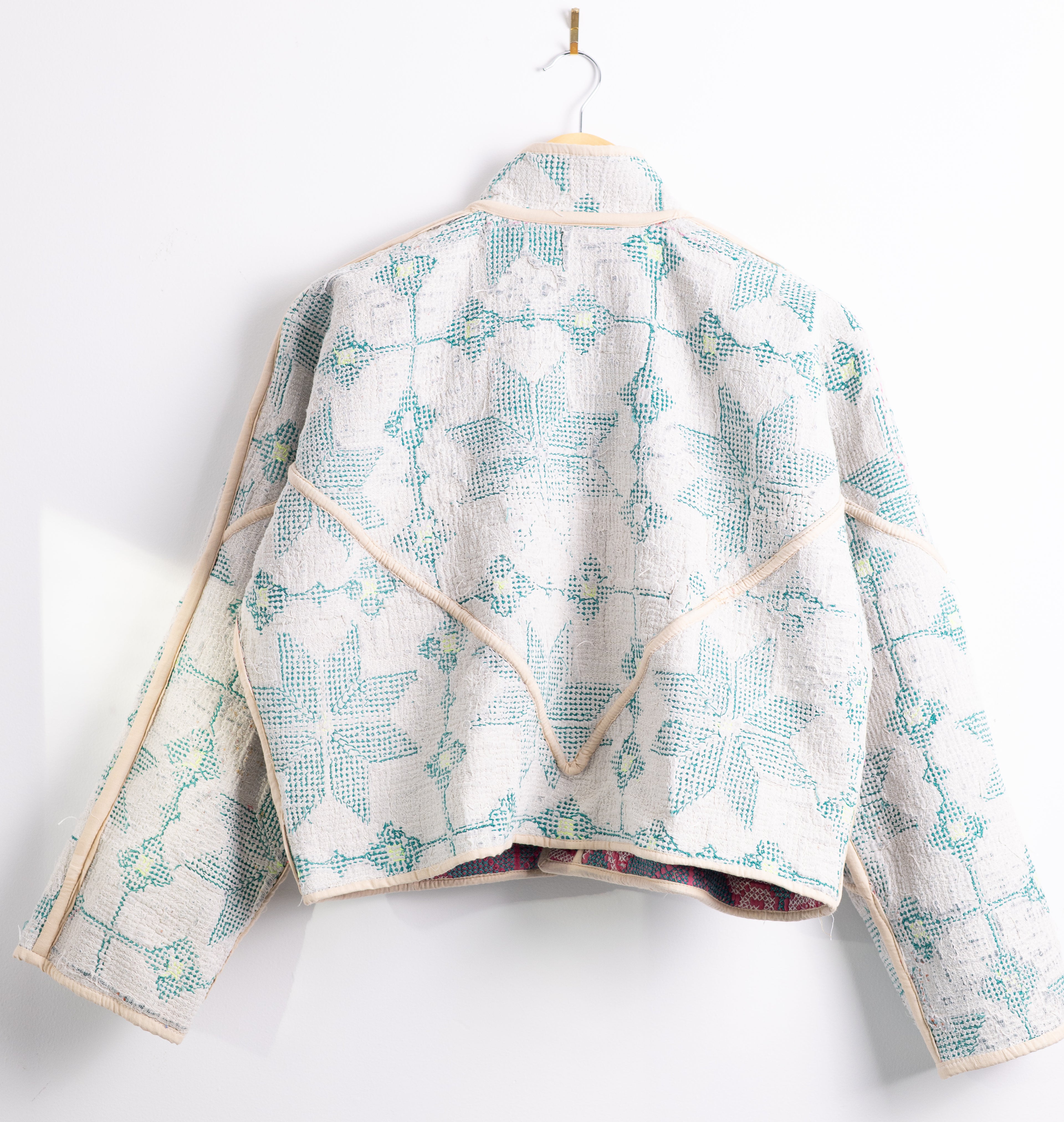 Mira Cropped Jacket AJ39