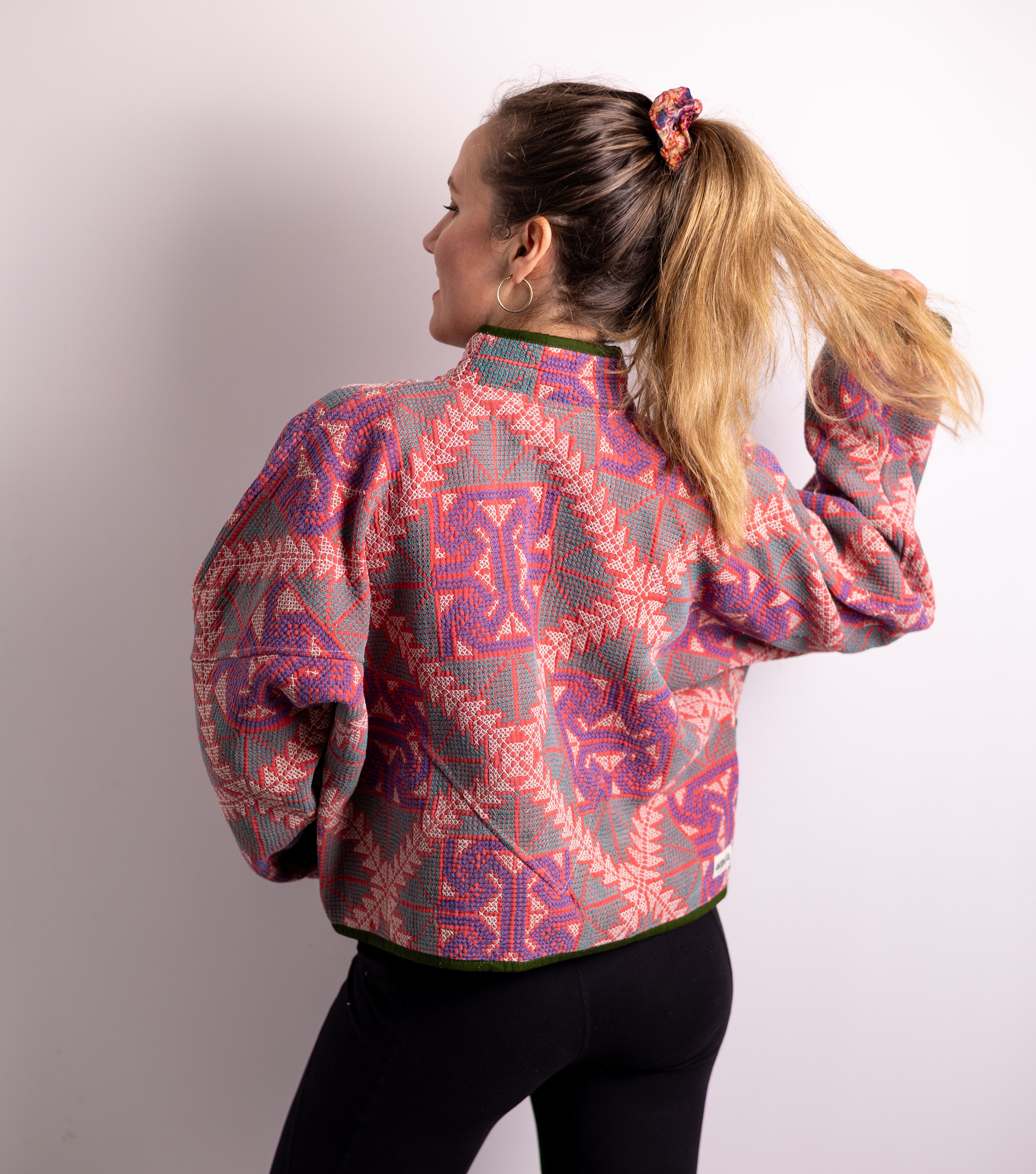 Mira Cropped Jacket AJ29