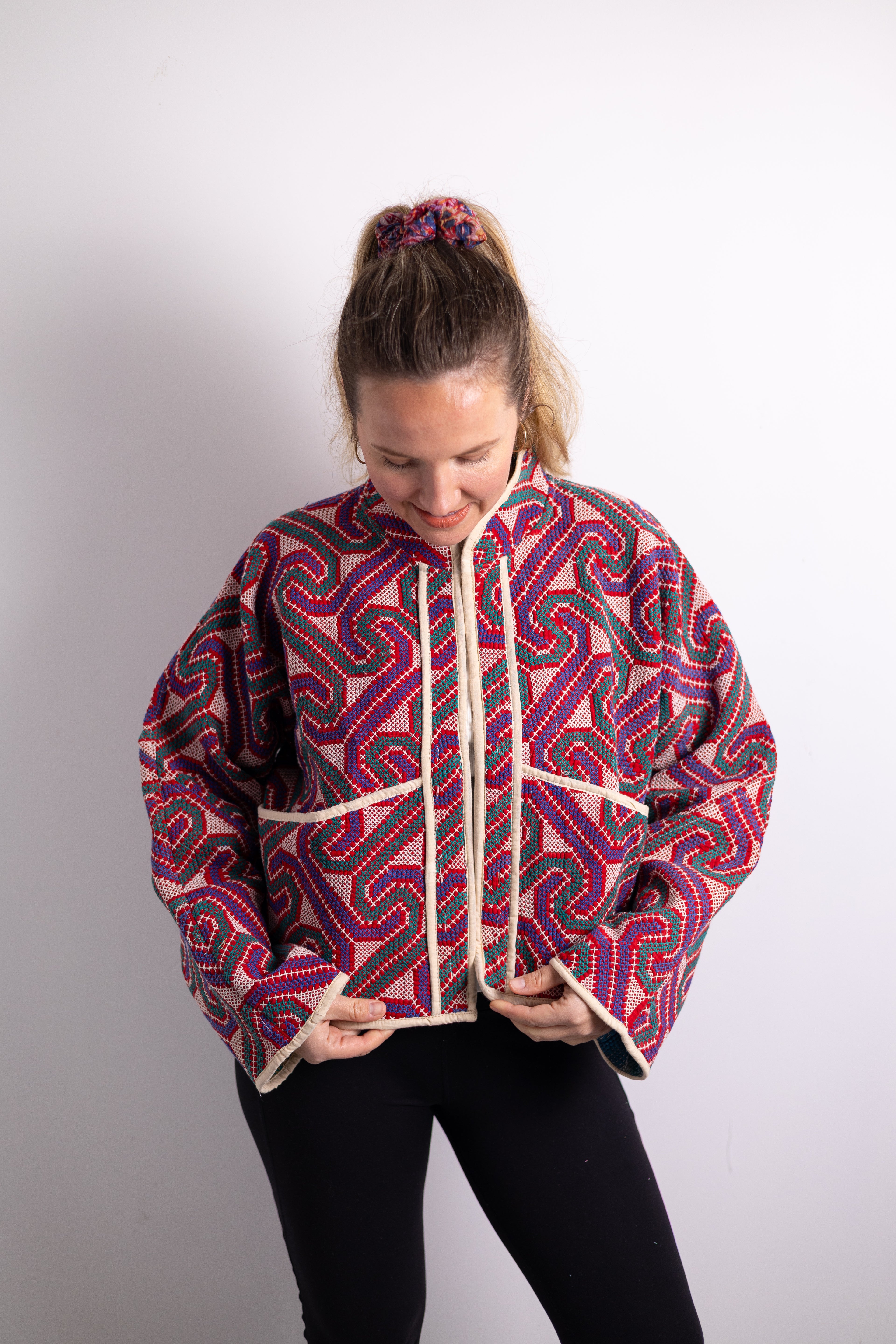 Mira Cropped Jacket AJ41