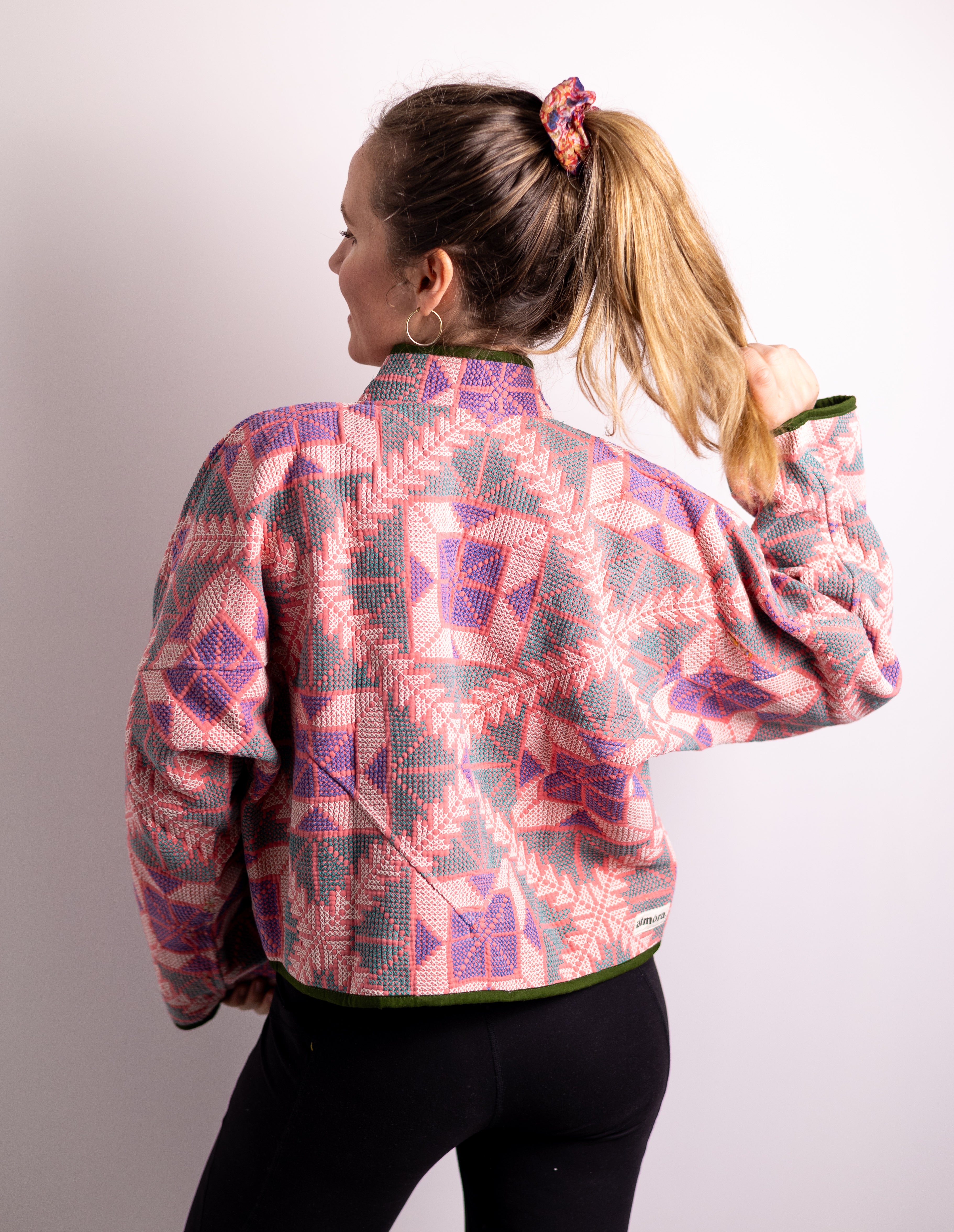 Mira Cropped Jacket AJ42