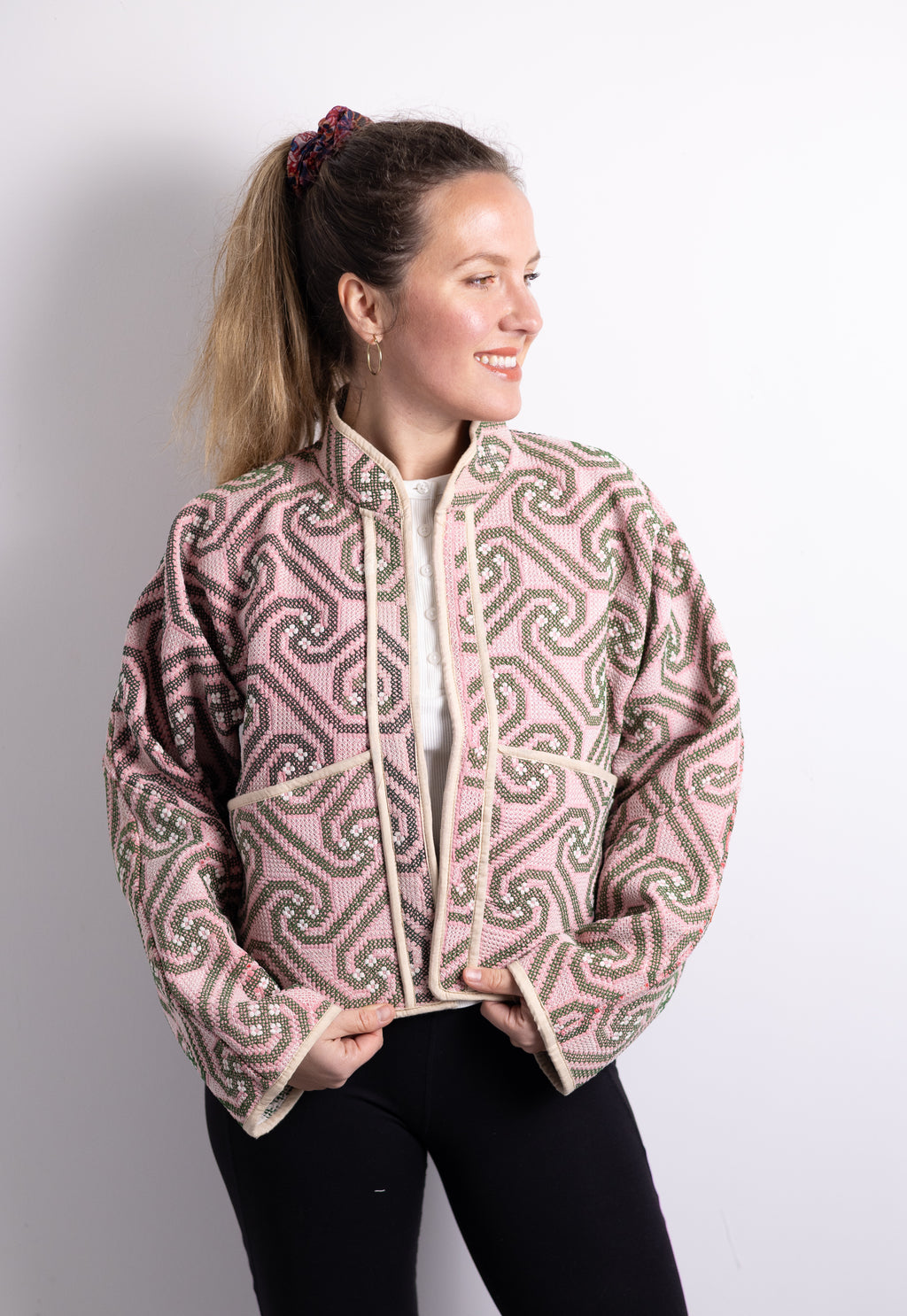 Mira Cropped Jacket AJ40