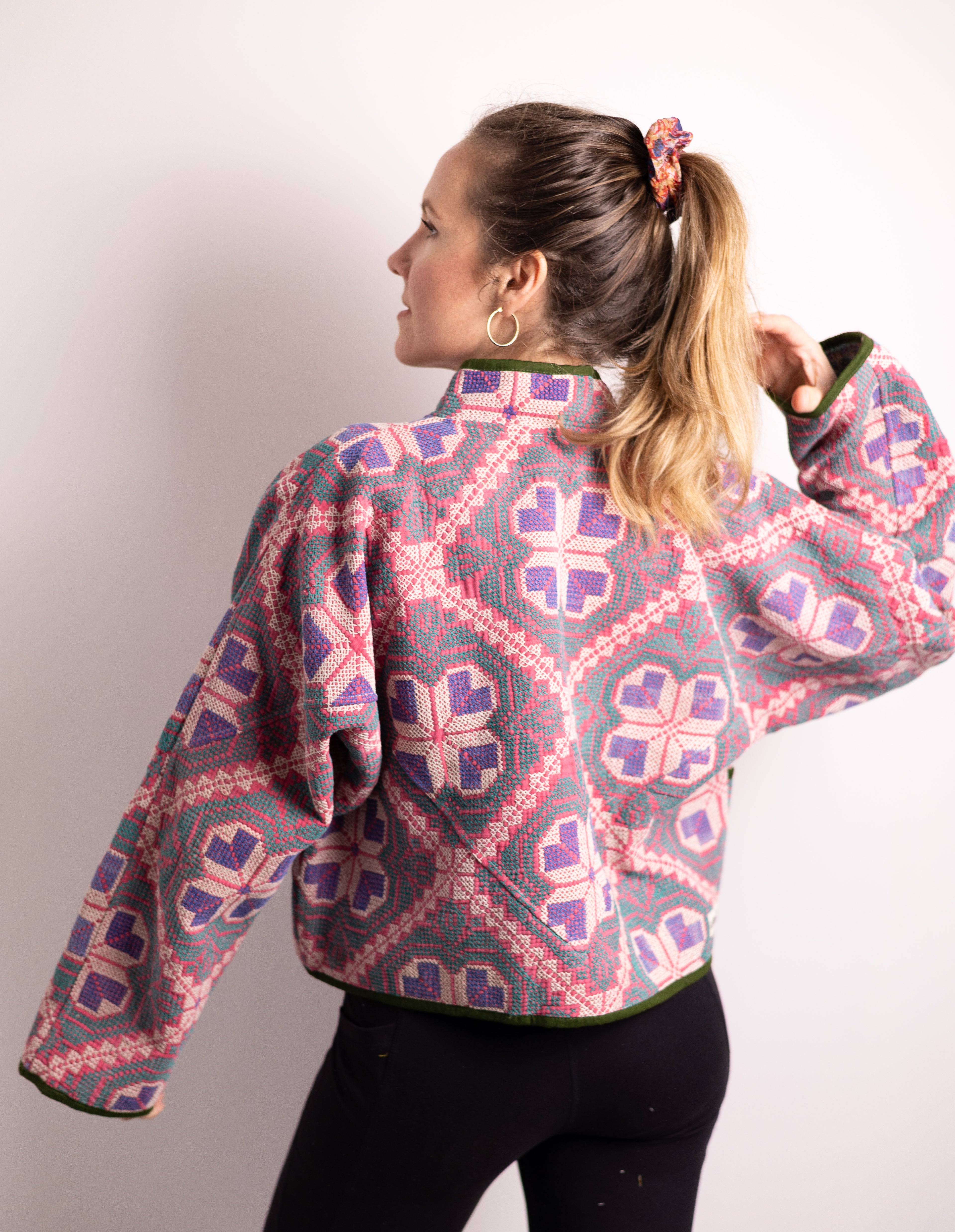 Mira Cropped Jacket AJ32