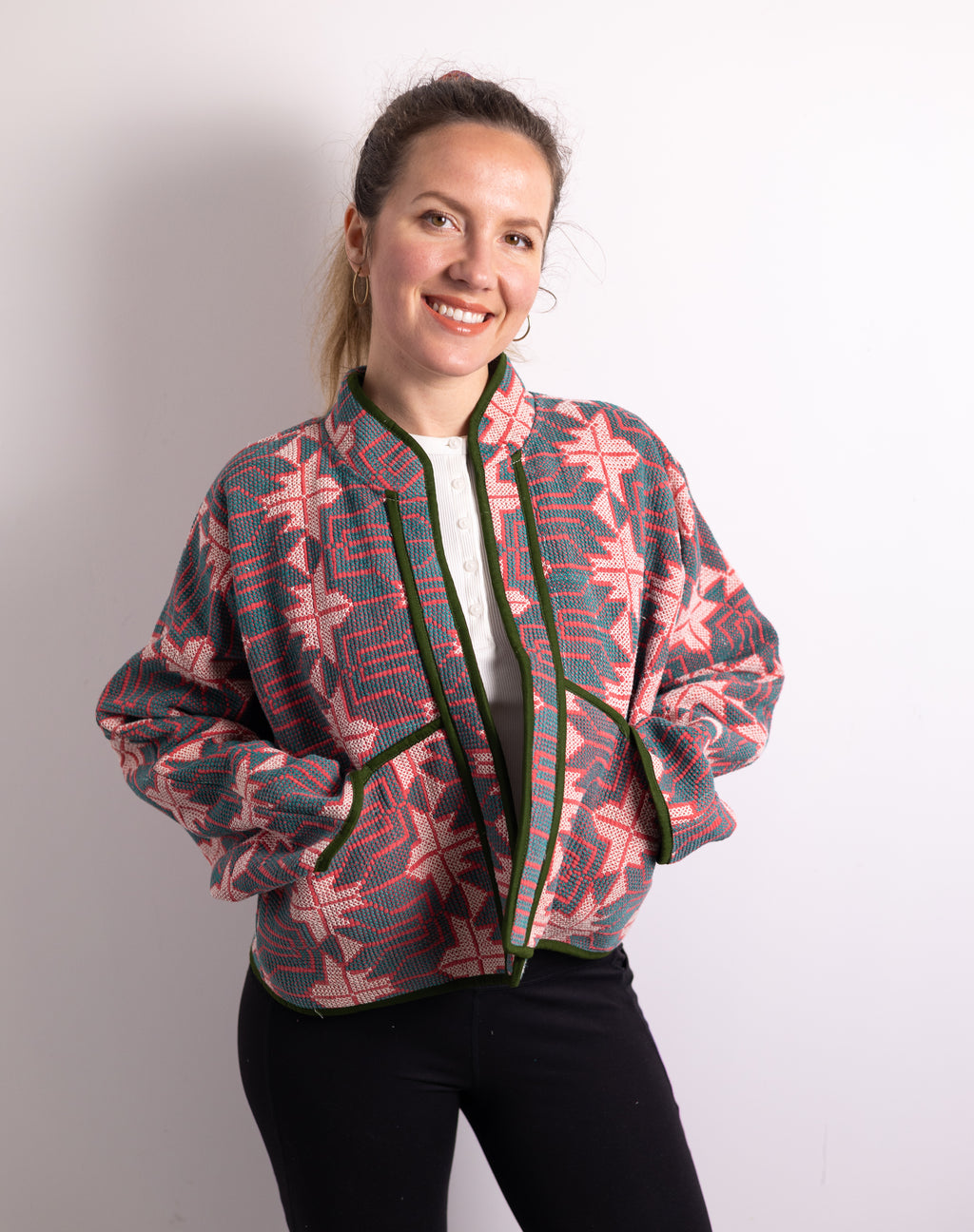 Mira Cropped Jacket AJ35