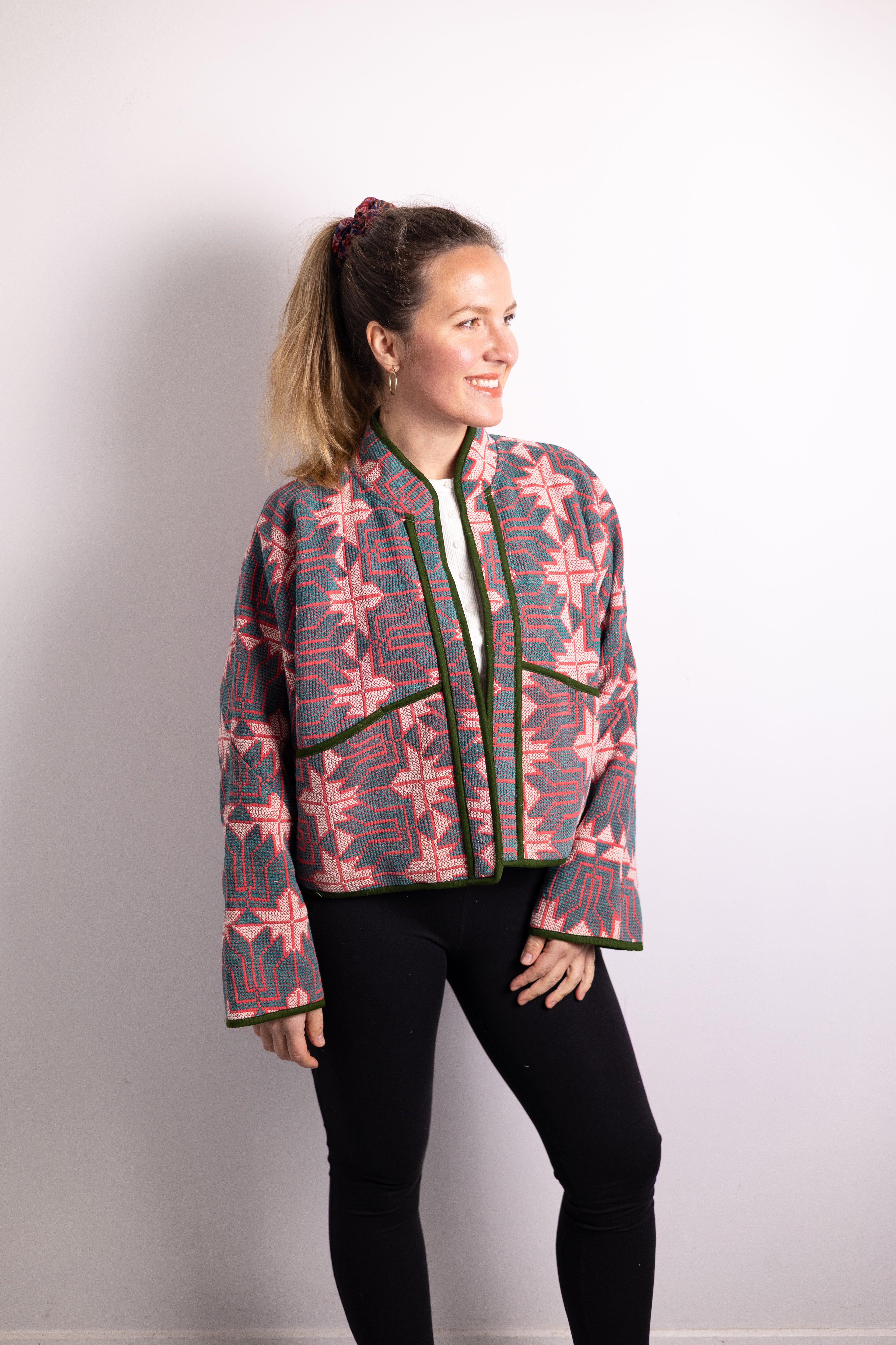 Mira Cropped Jacket AJ35