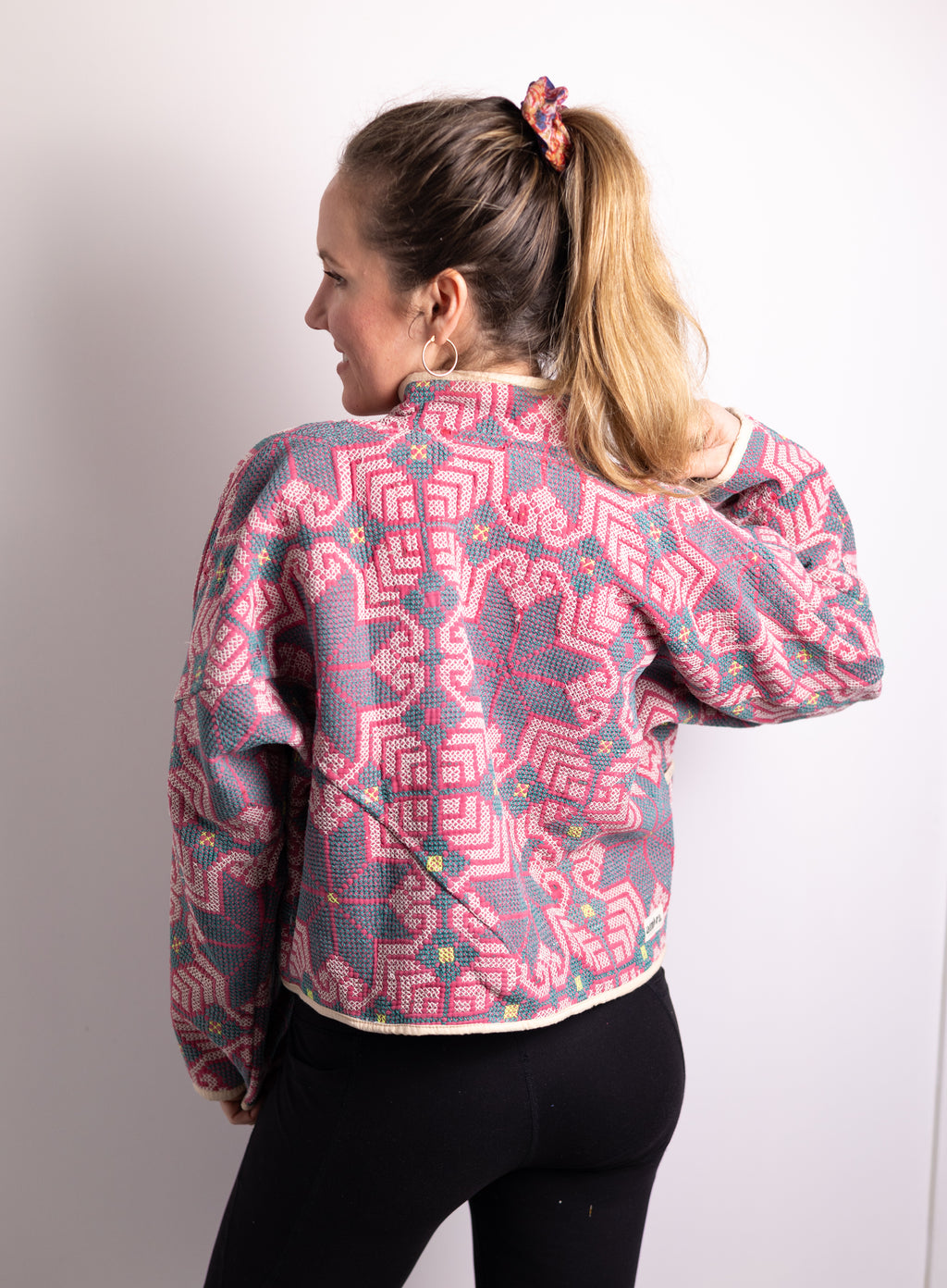 Mira Cropped Jacket AJ39